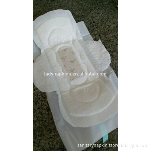 Wholesome tea polyphenols sanitary napkins